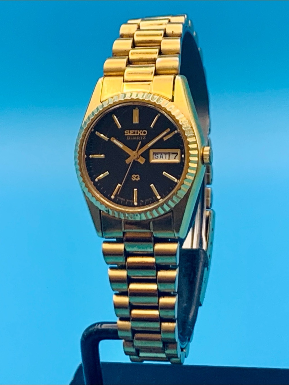 SEIKO 3Y03-0160 Women’s Vintage Watch Fluted Bezel Day/Date Working New Battery